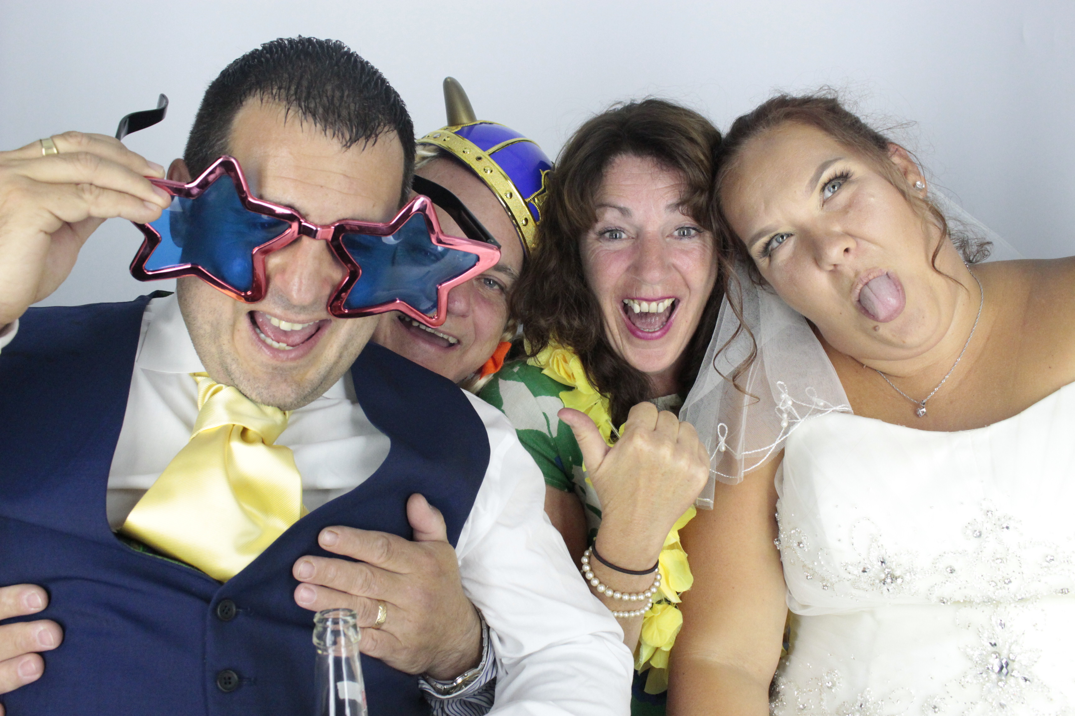  Heather & Daniel's Wedding | View more photos from the event at gallery.myphotoboothexperience.co.uk/u/MyPhotoBoothExperienceLtd/Heather-Daniels-Wedding